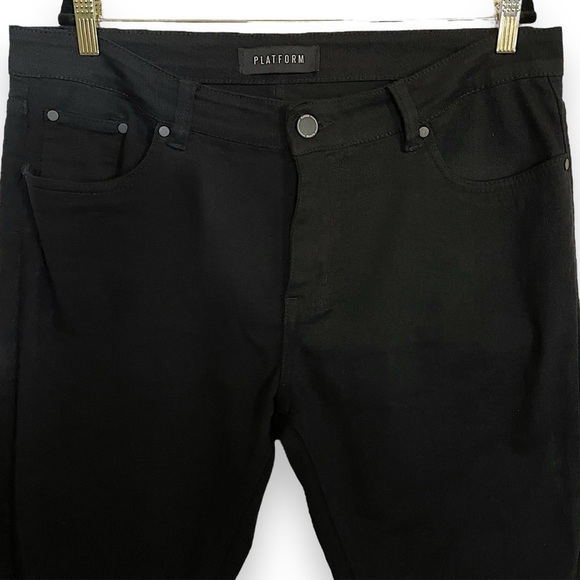 Platform Men’s Jeans 36/30 Modern Classic Slim Stretch Black Denim Ripped Knees - Picture 3 of 11